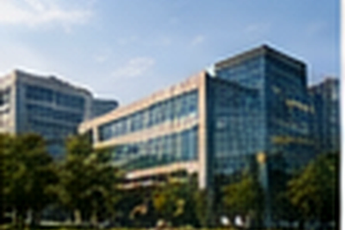 Commercial technology park charging environment
